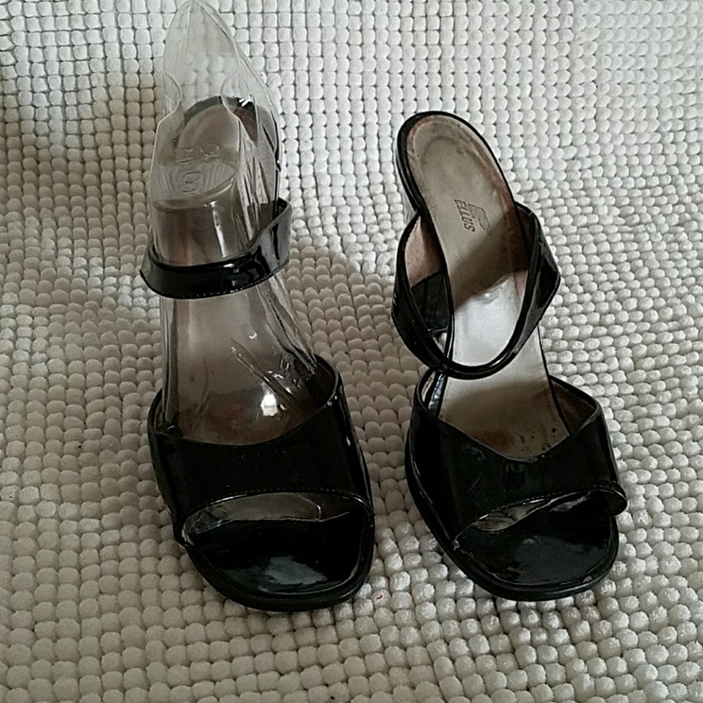 🌷Used heels sandals size 7